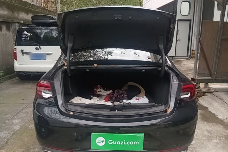 Used Buick Regal 2022 552T Smart Edition Trunk