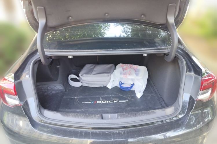 Used Buick Regal 2022 552T Smart Edition Trunk
