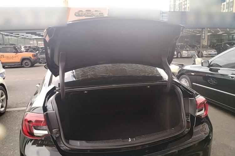Used Buick Regal 2022 552T Smart Edition Trunk