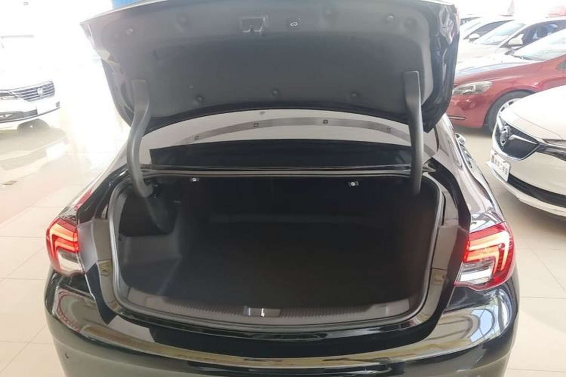 Used Buick Regal 2022 552T Smart Edition Trunk