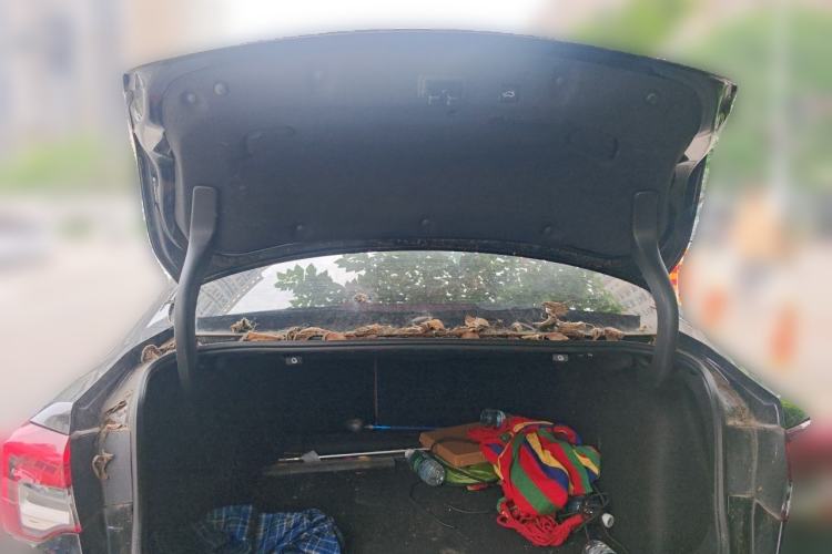 Used Buick Regal 2022 552T Smart Edition Trunk