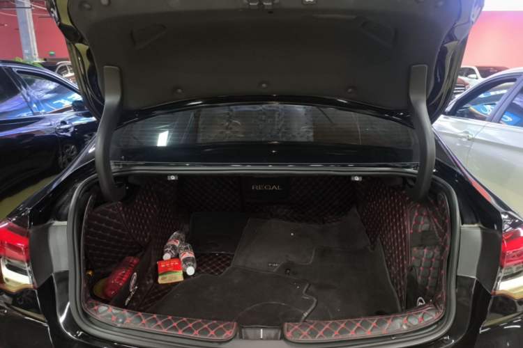 Used Buick Regal 2022 552T Smart Edition Trunk