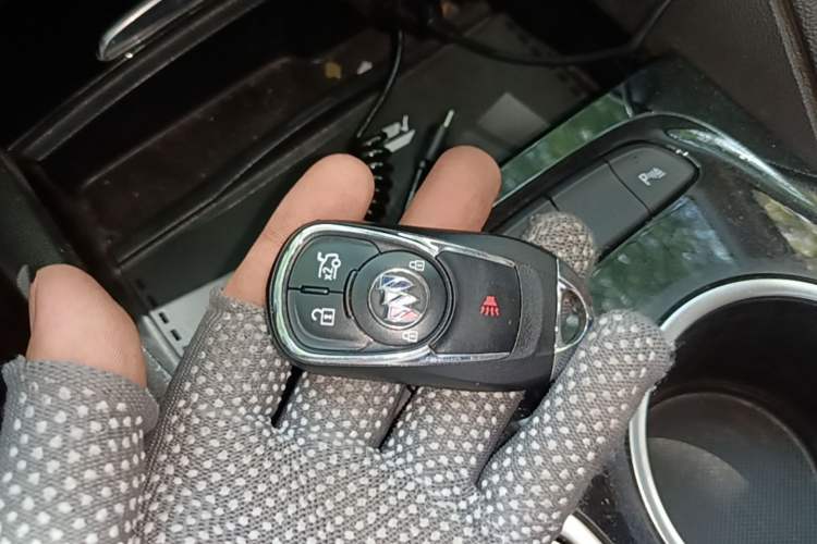Used Buick Regal 2022 552T Smart Edition Vehicle Key