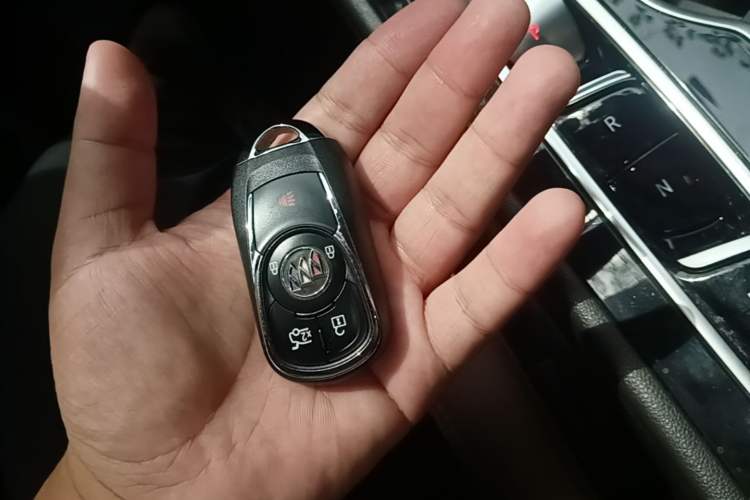 Used Buick Regal 2022 552T Smart Edition Vehicle Key