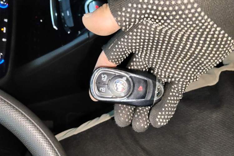 Used Buick Regal 2022 552T Smart Edition Vehicle Key