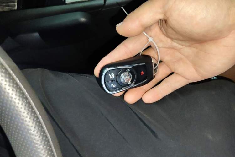 Used Buick Regal 2022 552T Smart Edition Vehicle Key
