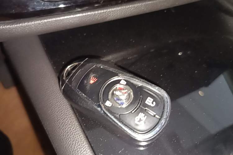 Used Buick Regal 2022 552T Smart Edition Vehicle Key