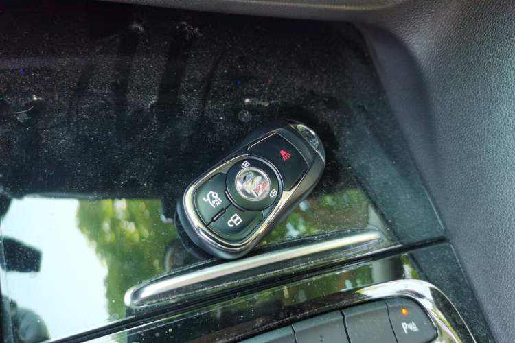 Used Buick Regal 2022 552T Smart Edition Vehicle Key