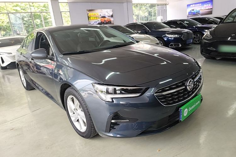 Used Buick Regal 2022 552T Smart Edition Front Right 45 Deg