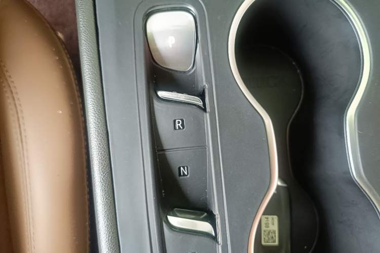 Used Buick Regal 2022 552T Smart Edition Gear Lever