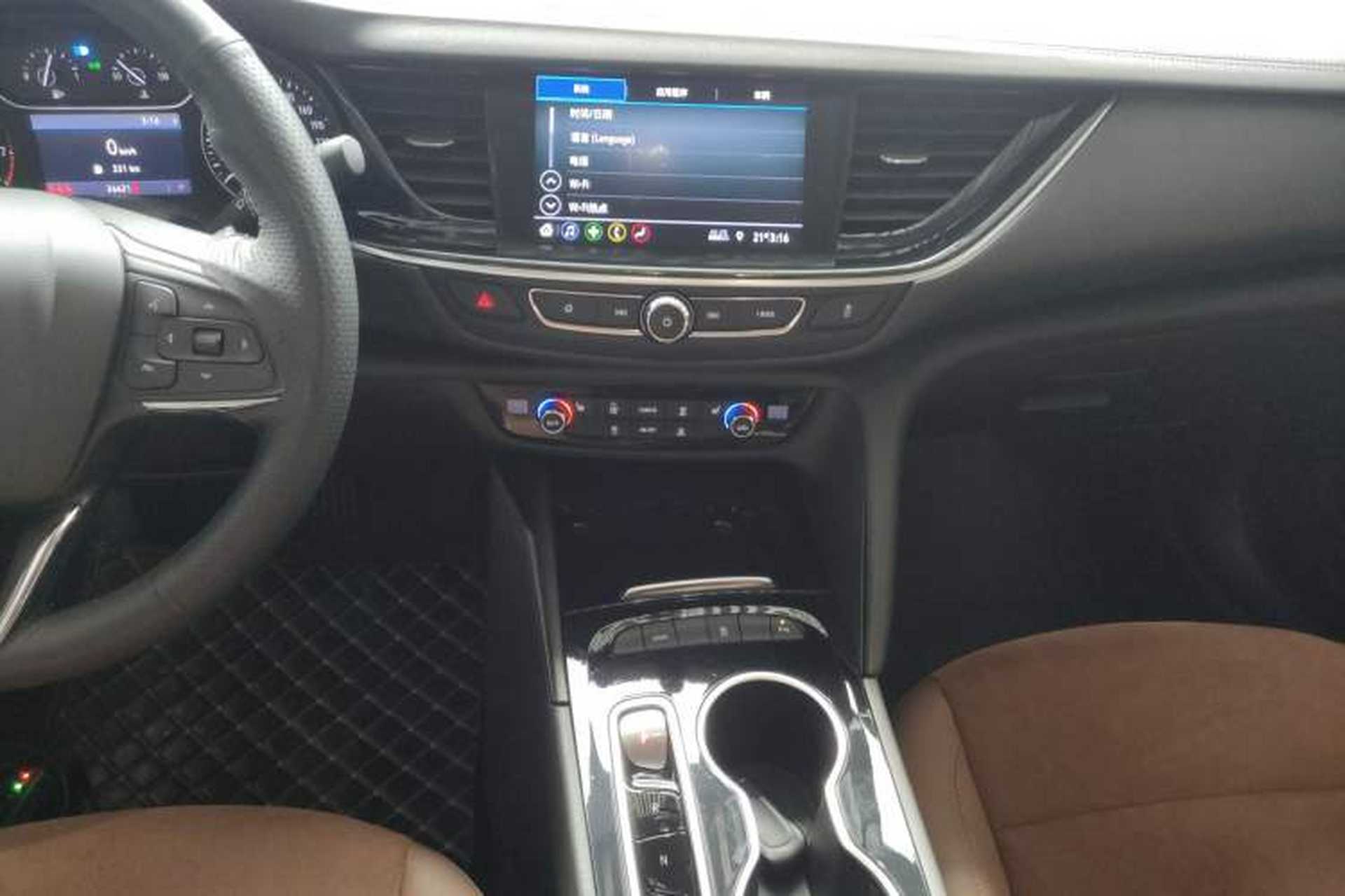 Used Buick Regal 2022 552T Smart Edition Audio And AC Panel