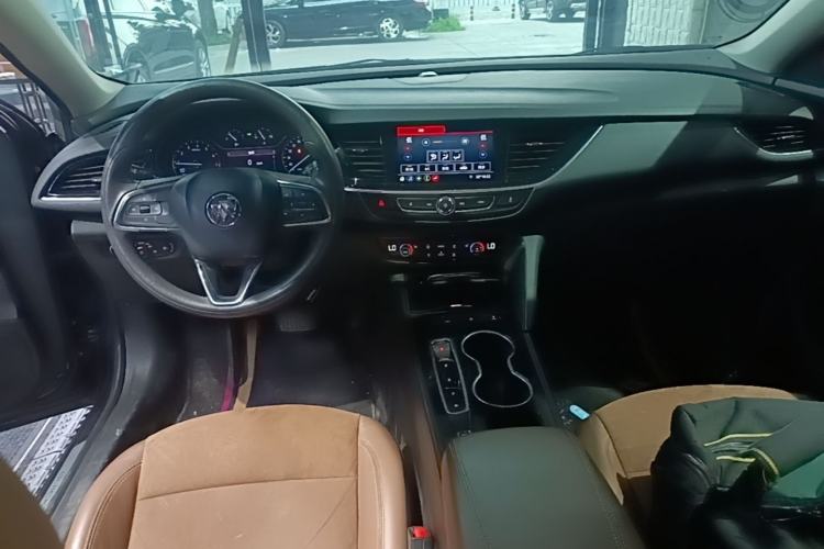 Used Buick Regal 2022 552T Smart Edition Center Console