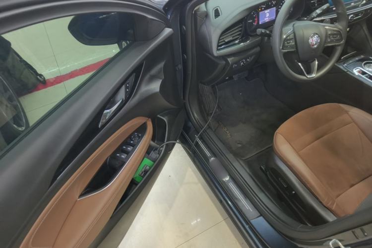 Used Buick Regal 2022 552T Smart Edition Driver Seat