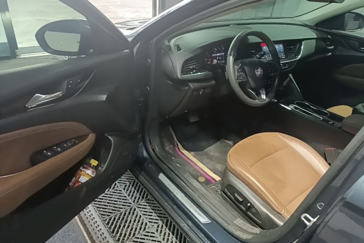 Used Buick Regal 2022 552T Smart Edition Driver Seat