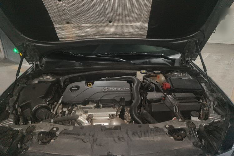 Used Buick Regal 2022 552T Smart Edition Engine Bay