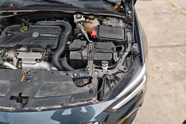Used Buick Regal 2022 552T Smart Edition Engine Bay Left