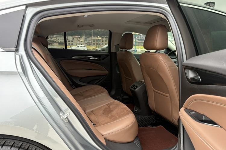 Used Buick Regal 2022 552T Smart Edition Interior 11