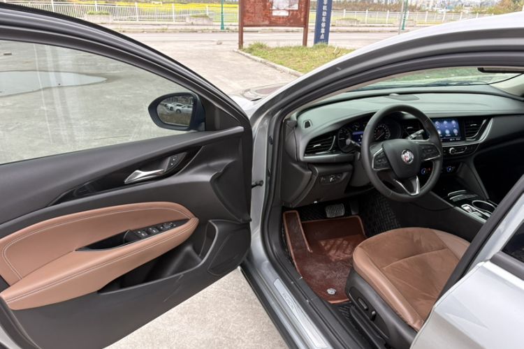 Used Buick Regal 2022 552T Smart Edition Interior 5