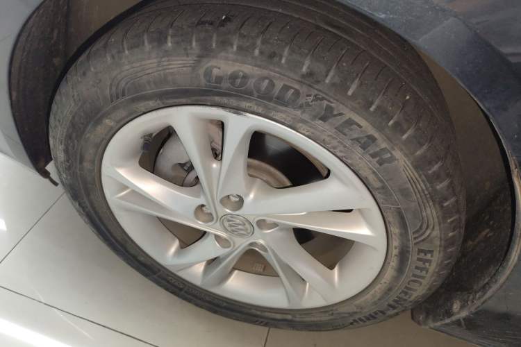 Used Buick Regal 2022 552T Smart Edition Left Front Wheel Hub