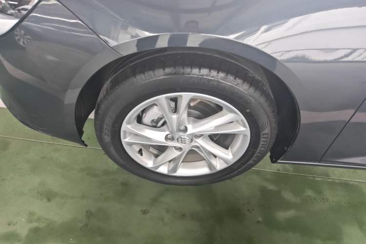 Used Buick Regal 2022 552T Smart Edition Left Front Wheel Hub
