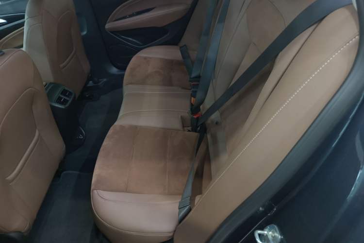 Used Buick Regal 2022 552T Smart Edition Left Rear Seat