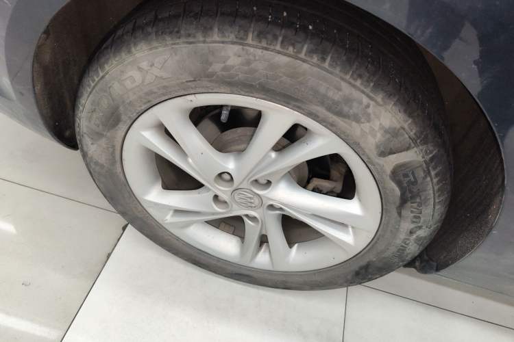 Used Buick Regal 2022 552T Smart Edition Right Rear Wheel Hub