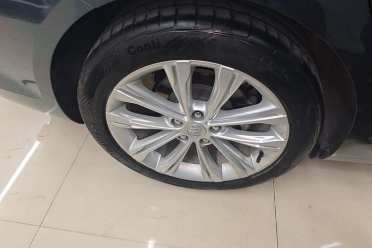 Used Buick Regal 2022 652T Smart Enjoyment Version Right Rear Wheel Hub