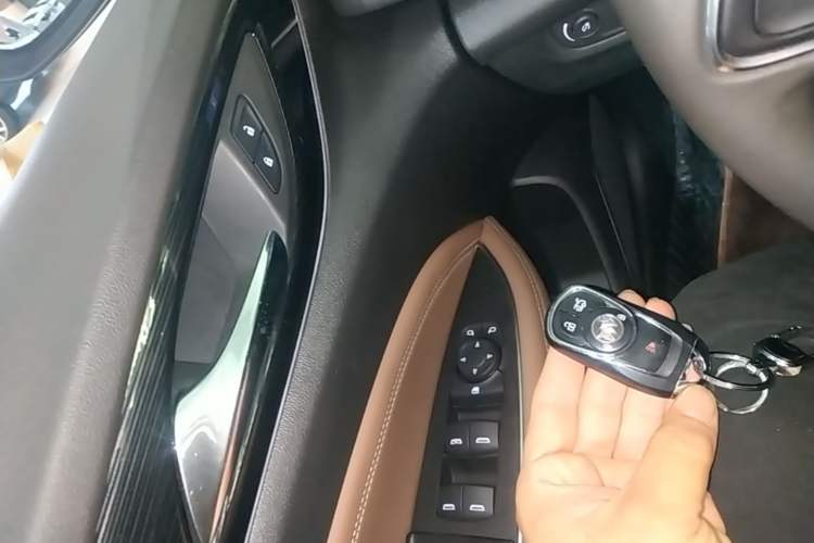 Used Buick Regal 2022 552T Smart Edition Vehicle Key