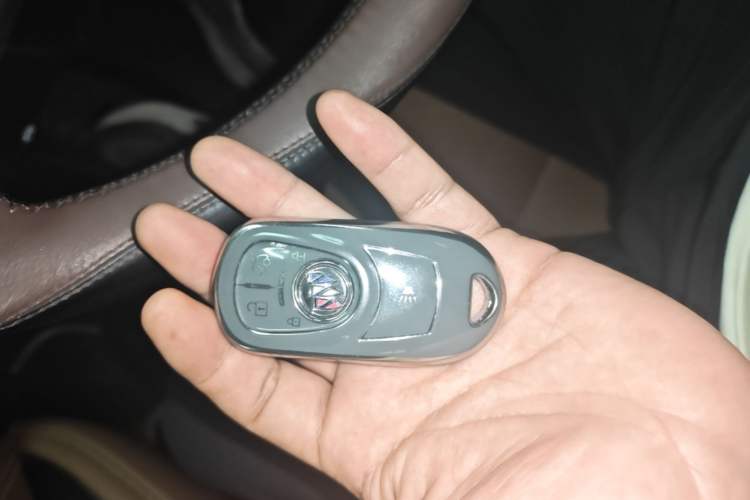 Used Buick Regal 2022 552T Smart Edition Vehicle Key
