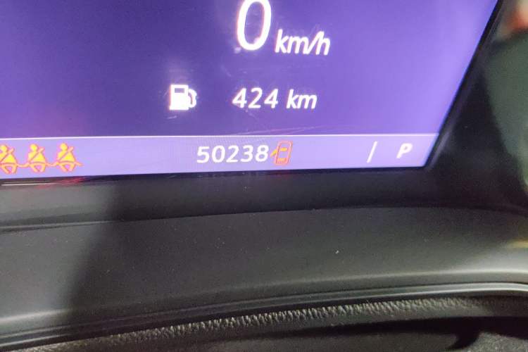 Used Buick Regal 2022 552T Smart Edition Odometer Close Up