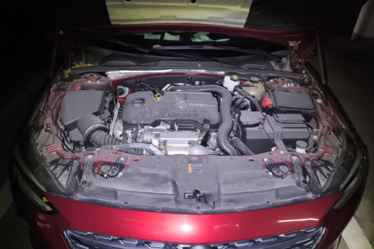 Used Buick Regal 2022 552T Smart Edition Engine Bay