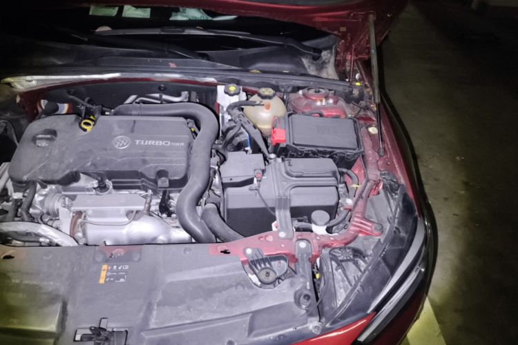 Used Buick Regal 2022 552T Smart Edition Engine Bay Left