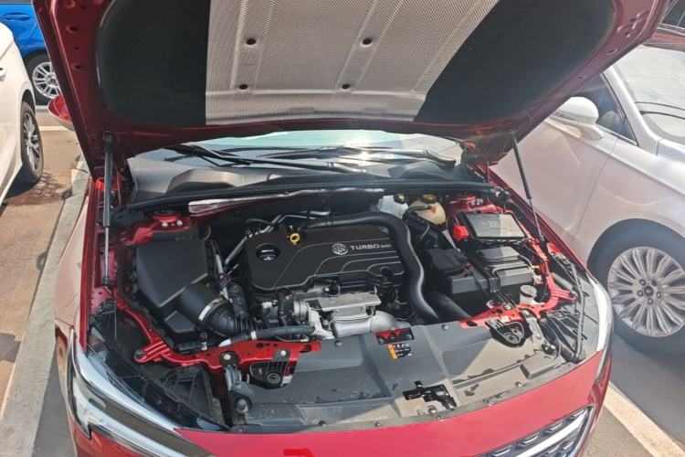 Used Buick Regal 2022 552T Smart Edition Engine Bay