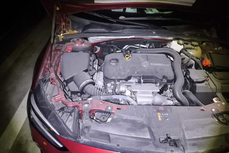 Used Buick Regal 2022 552T Smart Edition Engine Bay Right