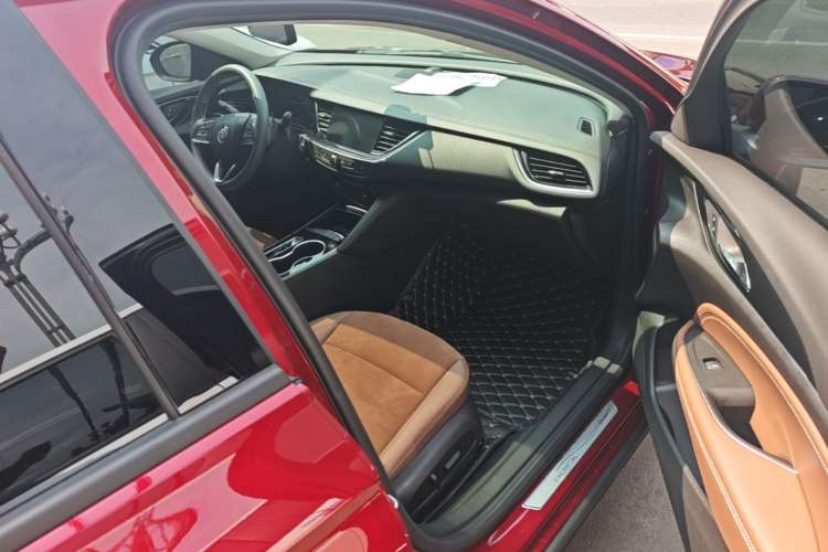 Used Buick Regal 2022 552T Smart Edition Right Front Seat