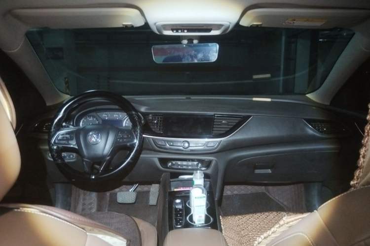 Used Buick Regal 2022 552T Smart Edition Center Console