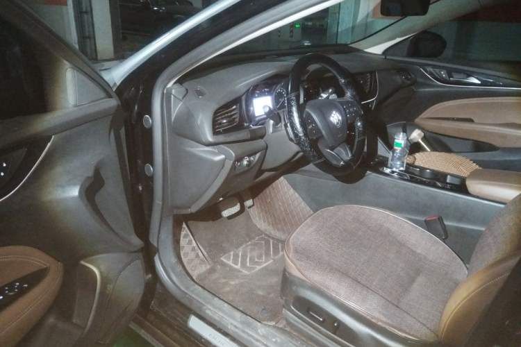 Used Buick Regal 2022 552T Smart Edition Driver Seat