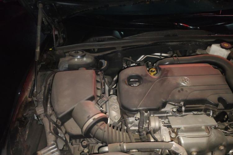Used Buick Regal 2022 552T Smart Edition Engine Bay Right