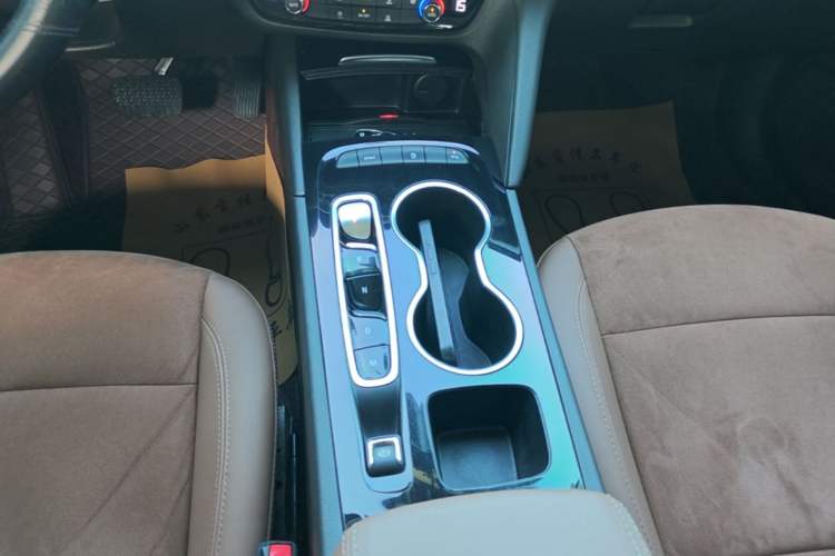 Used Buick Regal 2022 552T Smart Edition Gear Lever