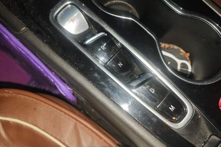 Used Buick Regal 2022 552T Smart Edition Gear Lever