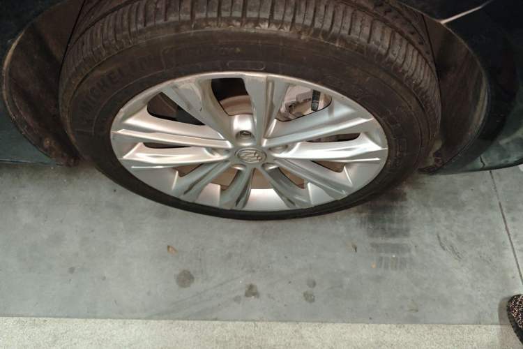 Used Buick Regal 2022 652T Smart Enjoyment Version Right Front Wheel Hub