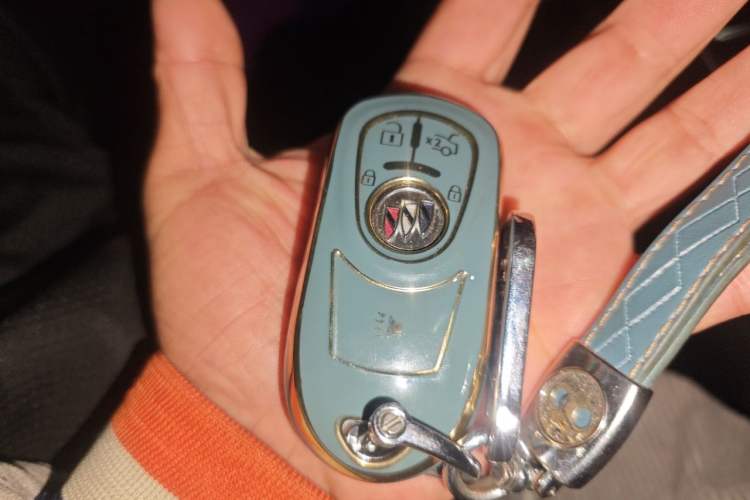 Used Buick Regal 2022 552T Smart Edition Vehicle Key