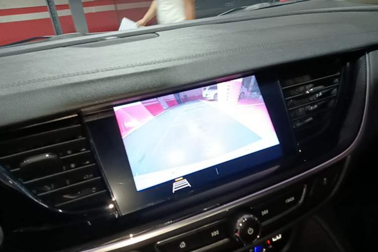 Used Buick Regal 2022 652T Smart Enjoyment Version Audio And AC Panel