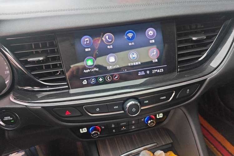 Used Buick Regal 2022 552T Smart Edition Audio And AC Panel