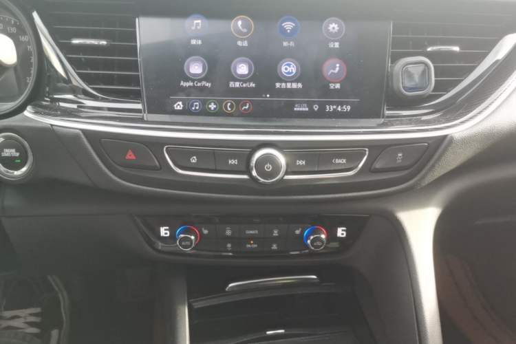 Used Buick Regal 2022 552T Smart Edition Audio And AC Panel