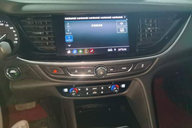 Used Buick Regal 2022 552T Smart Edition Audio And AC Panel