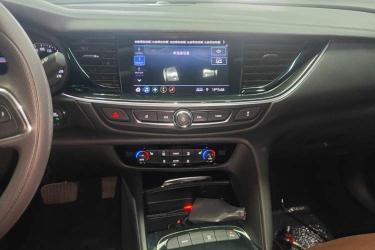 Used Buick Regal 2022 552T Smart Edition Audio And AC Panel