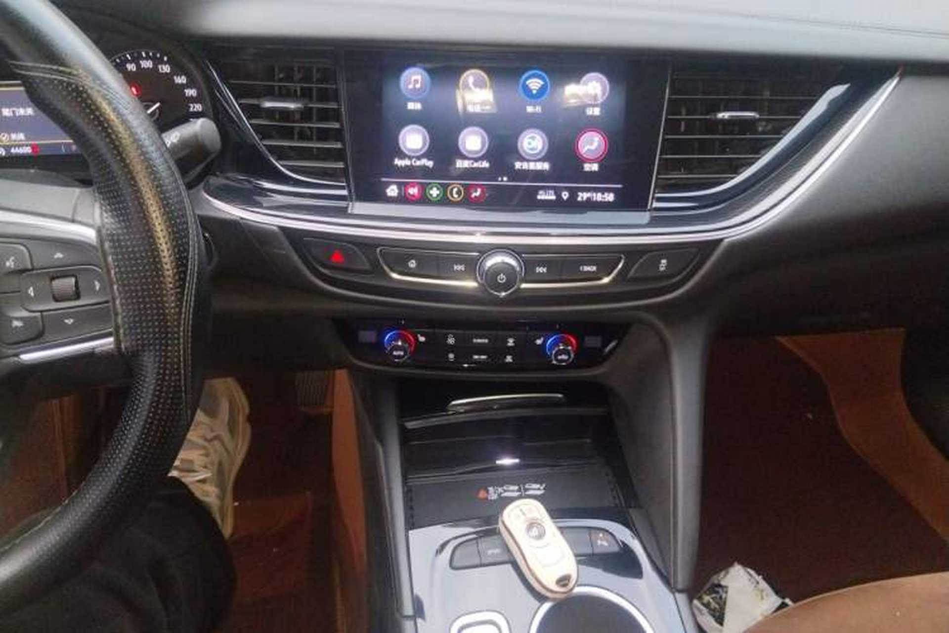 Used Buick Regal 2022 552T Smart Edition Audio And AC Panel