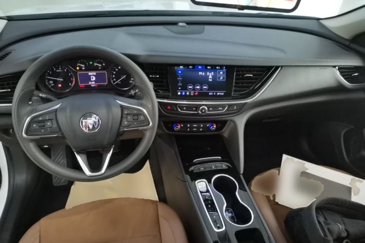 Used Buick Regal 2022 552T Smart Edition Center Console