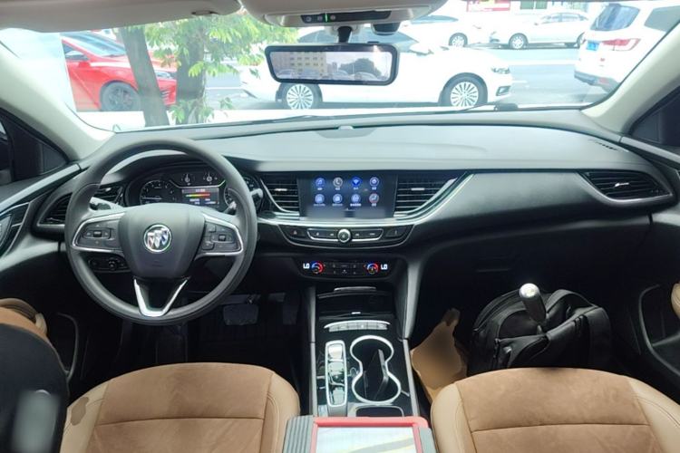 Used Buick Regal 2022 552T Smart Edition Center Console